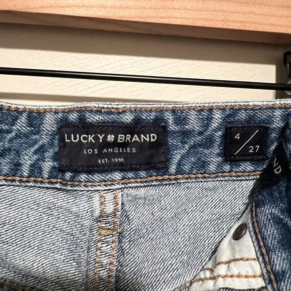 Lucky Brand Boyfriend Shorts Denim Raw Hem Distressed Women’s Size 4/27 - Picture 8 of 9